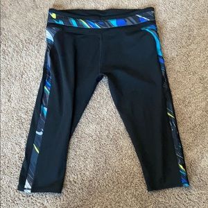Fabletics Capri Legging
